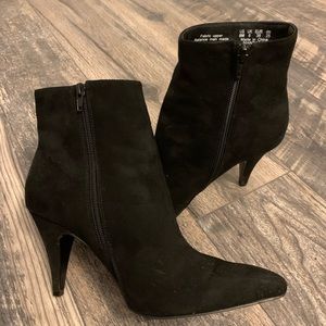 CARLOS 💠 Carlos Santana Mandarin Black Booties